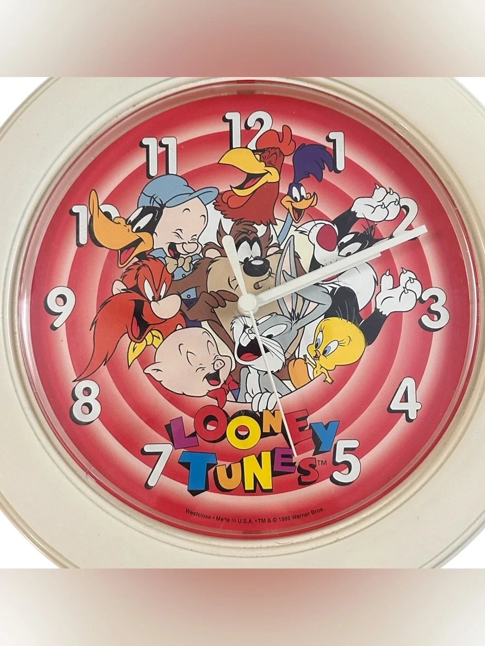 Looney Tunes Westclox Wall Clock. Bugs Bunny Sylvester Tweety Taz Porky Pig 1998